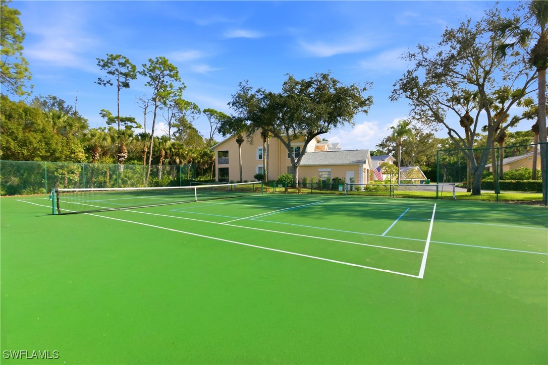 3 Bed Condominium for Sale in Naples, photo 44