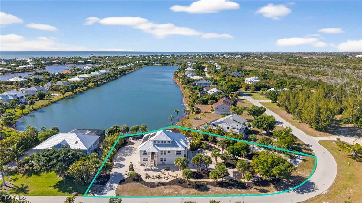 4 Bed Pool Home for Sale in Sanibel, photo 44
