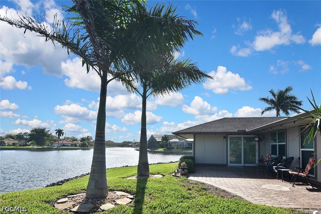 2 Bed Waterfront Home for Sale in Fort Myers, photo 44
