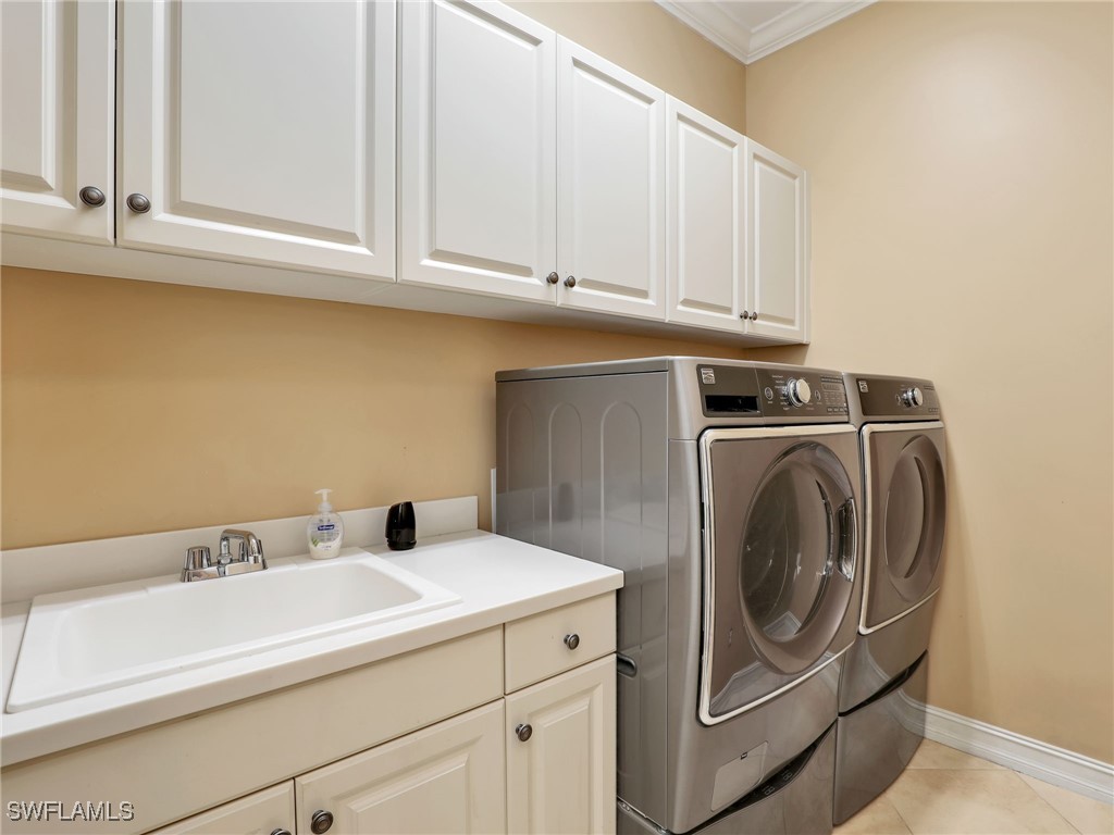 4 Bed Pool Home for Sale in Grande Estates, photo 44