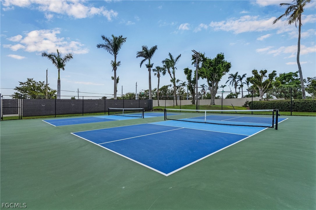 3 Bed Condominium for Sale in Fort Myers, photo 44