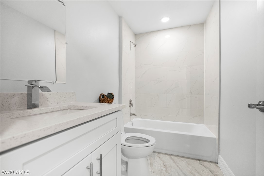 3 Bed SingleFamilyResidence for Sale in Lehigh Acres, photo 44