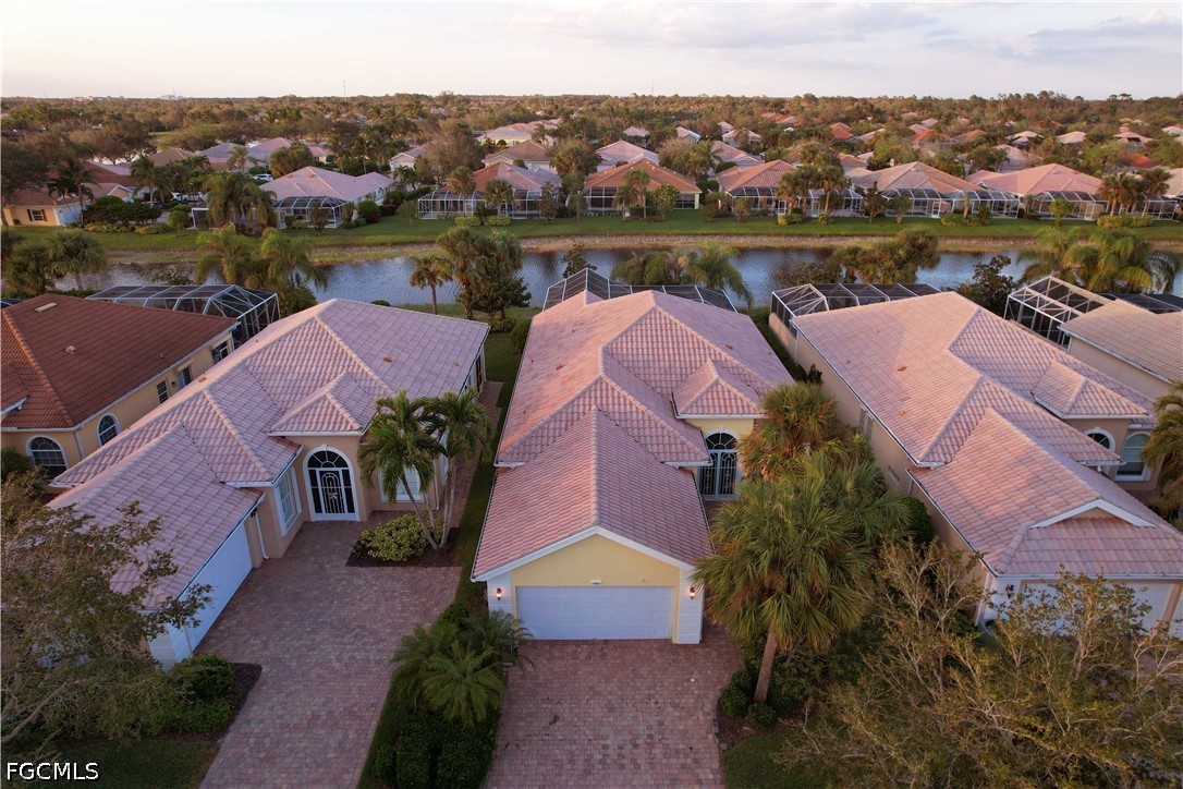 3 Bed Waterfront Home for Sale in Verona Walk, photo 44