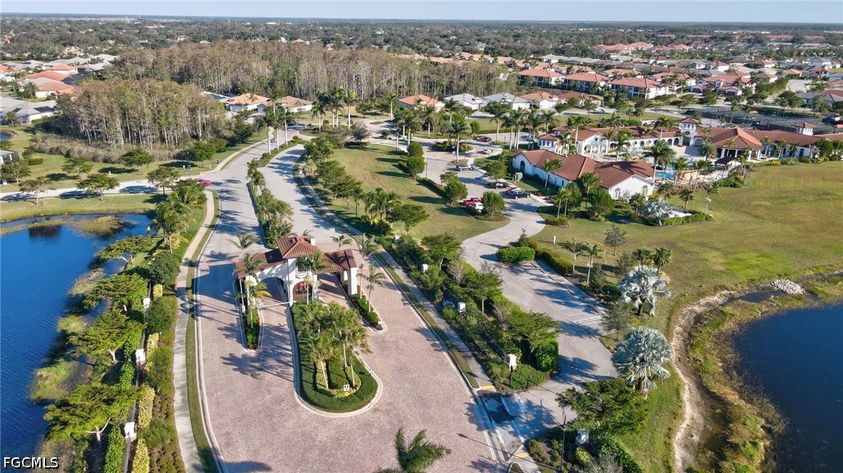 2 Bed Waterfront Home for Sale in Fort Myers, photo 44