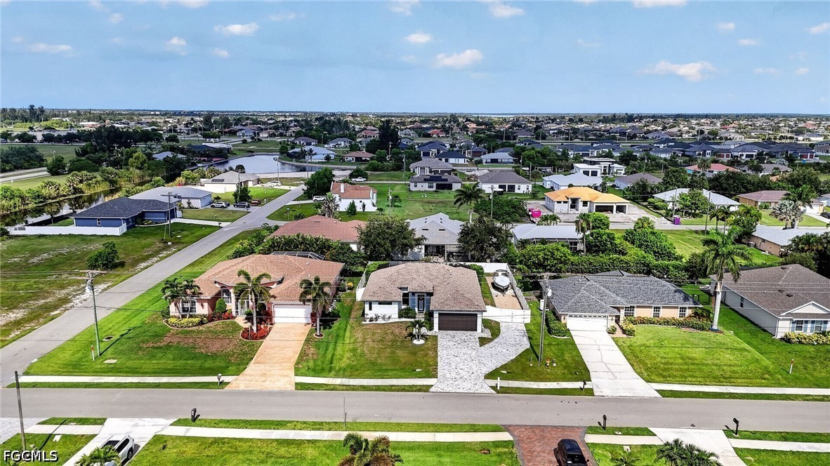 3 Bed Pool Home for Sale in Cape Coral, photo 44