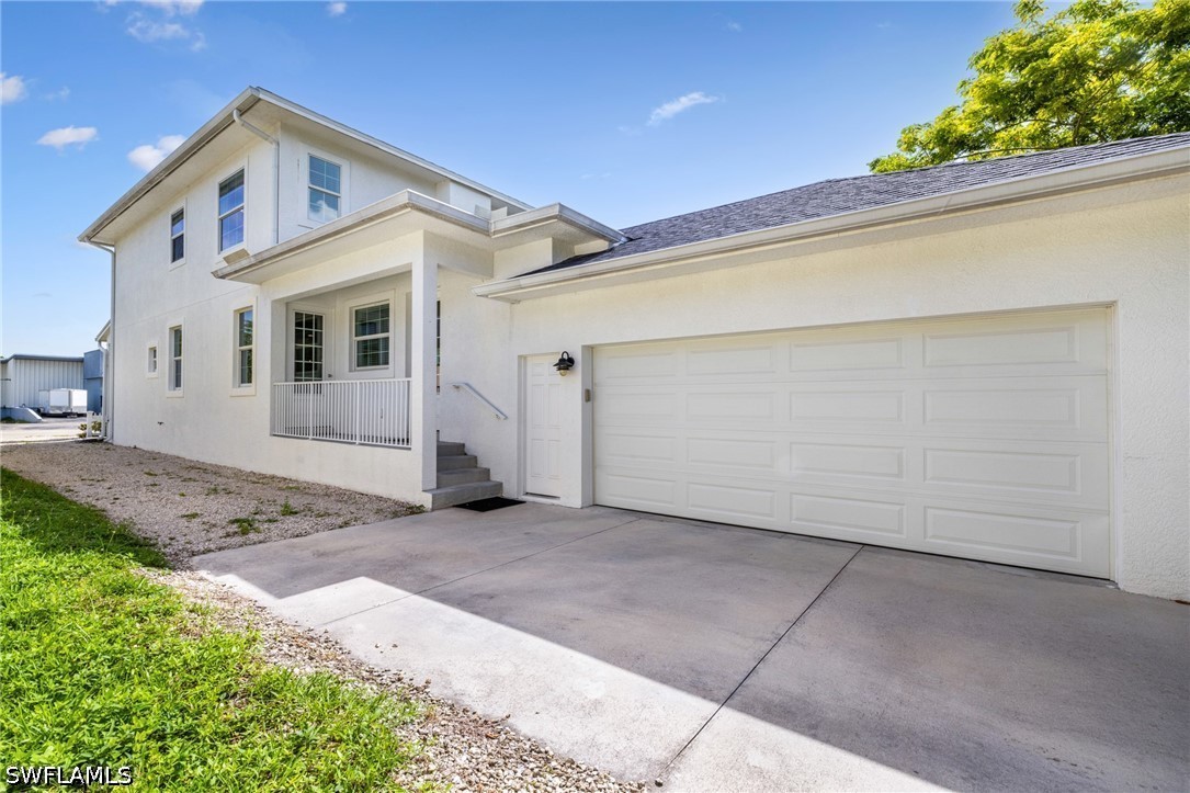 5 Bed SingleFamilyResidence for Sale in Kelly Plaza, FL — photo 44