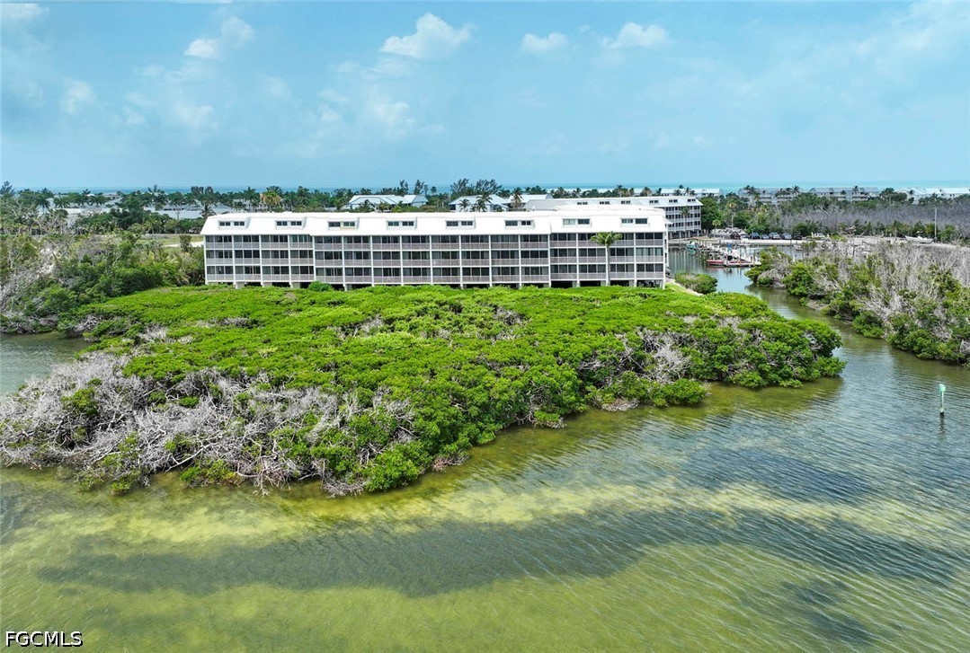 3 Bed Waterfront Home for Sale in Captiva, FL, $950,000 — photo 44