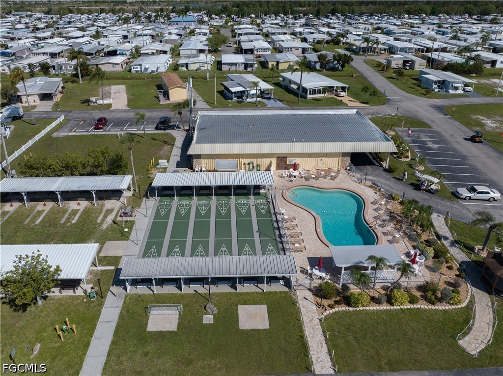 2 Bed ManufacturedHome for Sale in Tamiami Village, photo 44