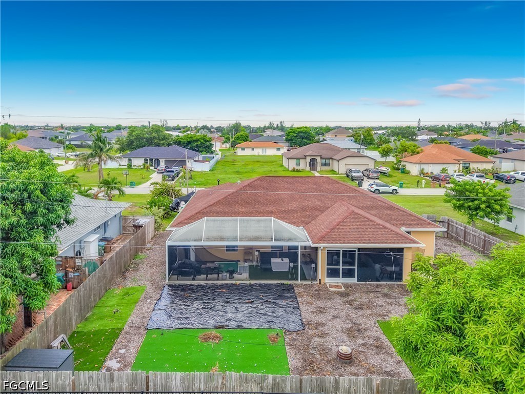 3 Bed SingleFamilyResidence for Sale in Cape Coral, photo 44