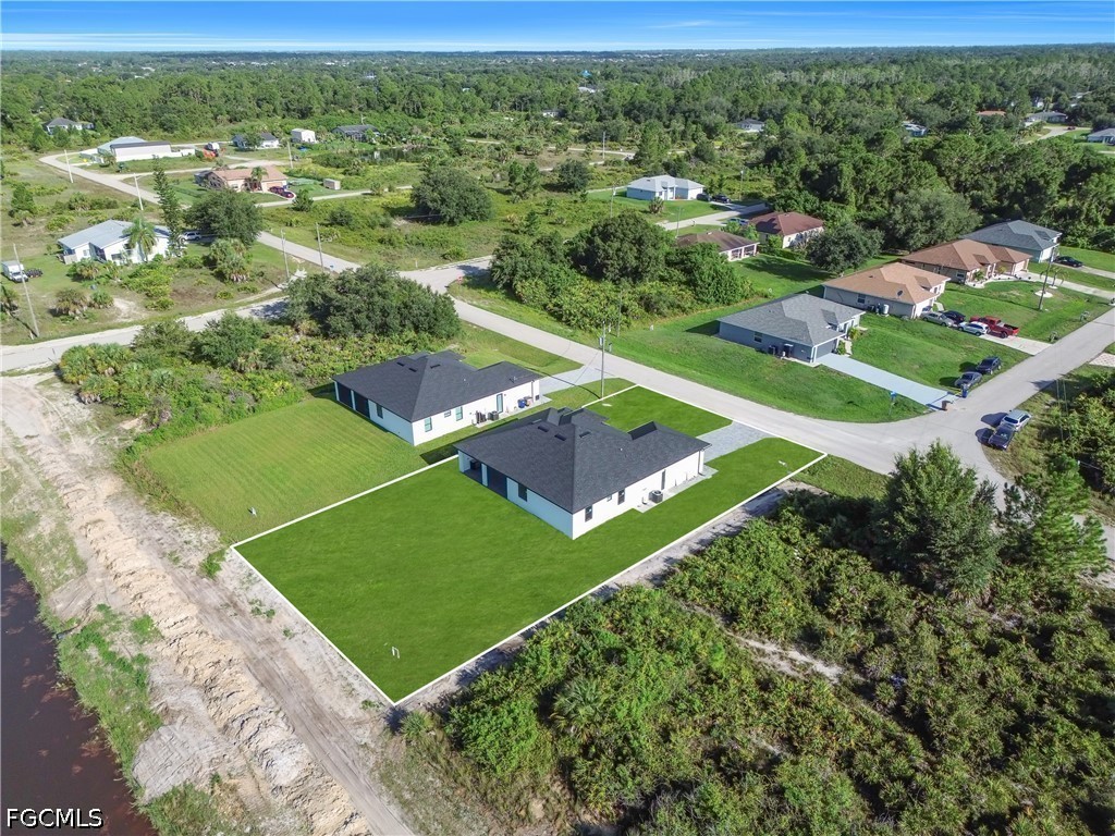 3 Bed Waterfront Home for Sale in Lehigh Acres, photo 44