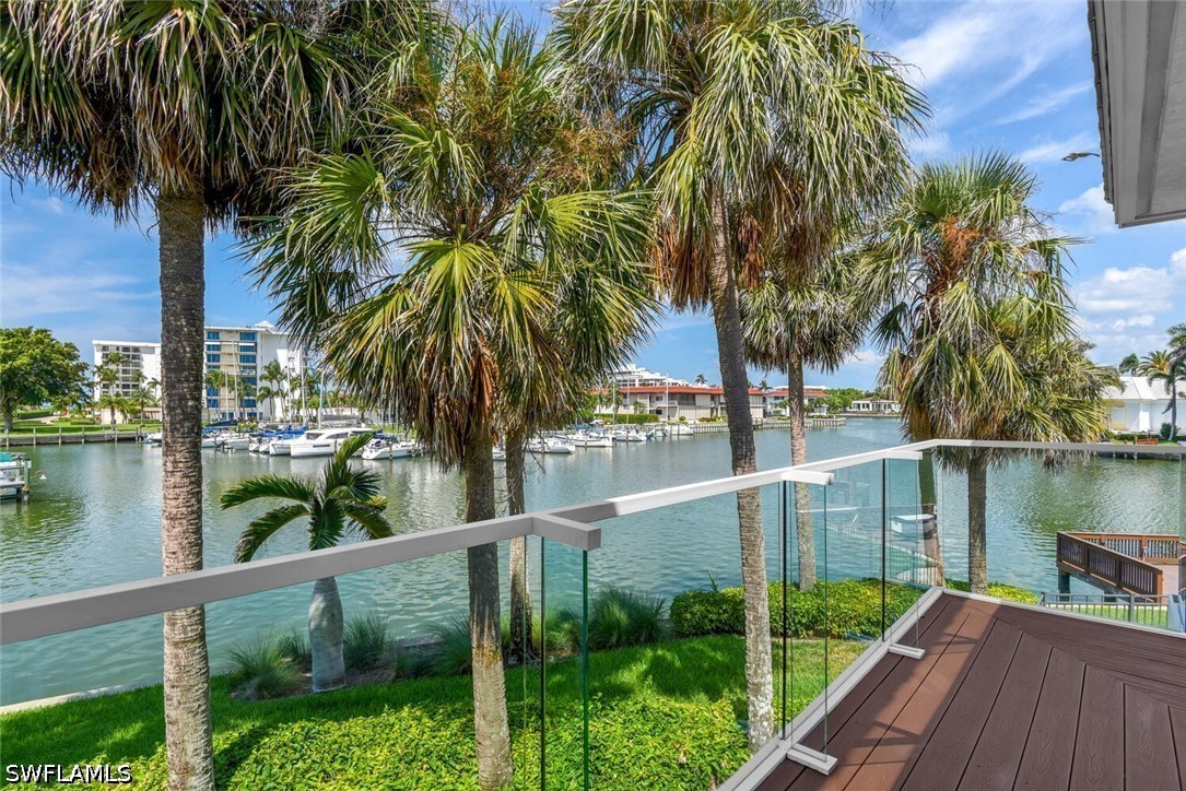 5 Bed Pool Home for Sale in Moorings, photo 44
