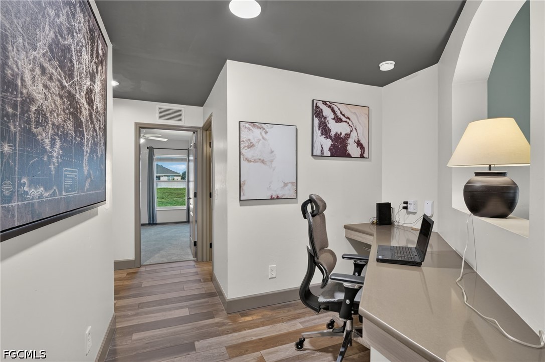 3 Bed SingleFamilyResidence for Sale in Cape Coral, photo 44