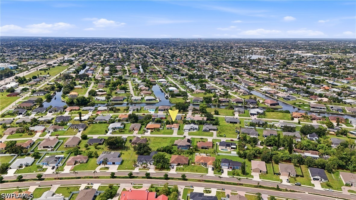 3 Bed SingleFamilyResidence for Sale in Cape Coral, photo 44