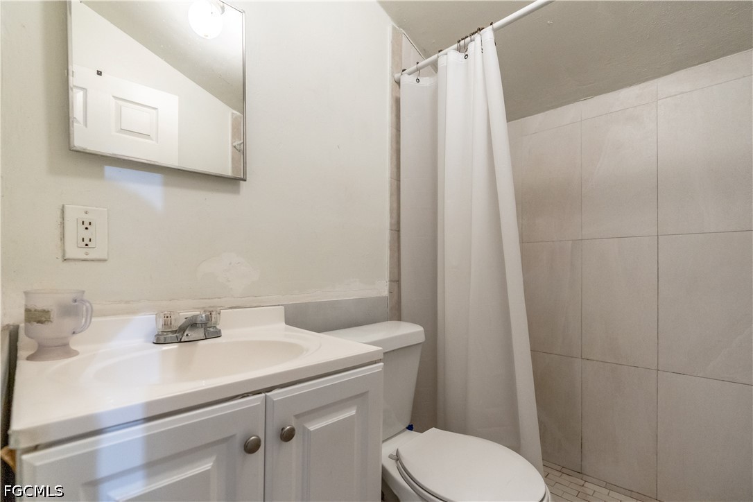 4 Bed SingleFamilyResidence for Sale in Naples, photo 44