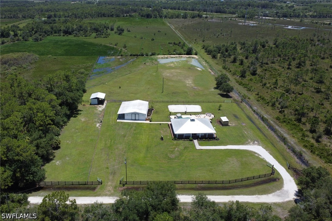 2 Bed Pool Home for Sale in Acreage, photo 44