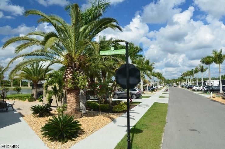 Residential for Sale in Fort Myers, photo 44