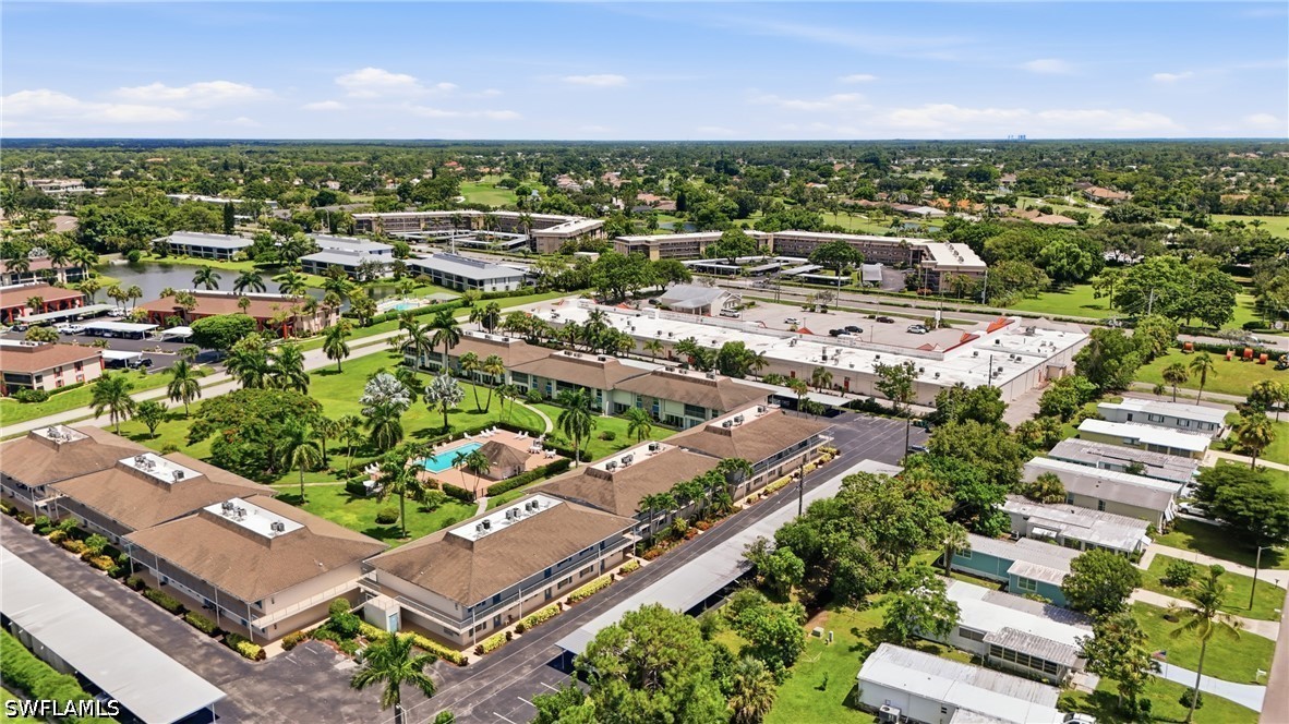 2 Bed Condominium for Sale in Naples, photo 44