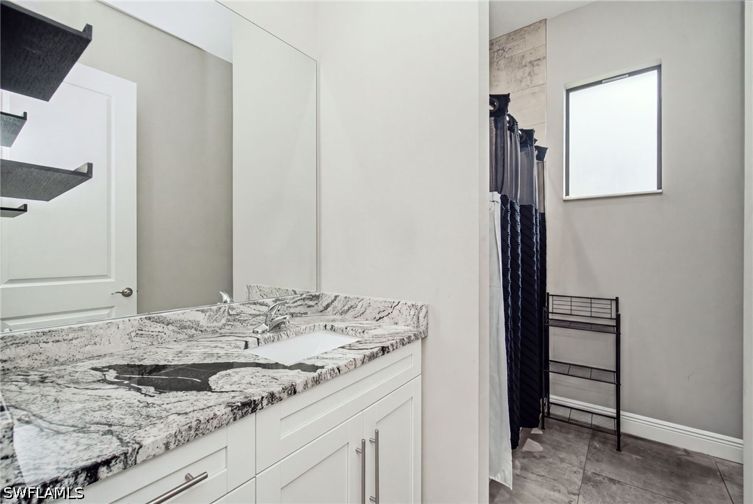 4 Bed SingleFamilyResidence for Sale in Naples, photo 44