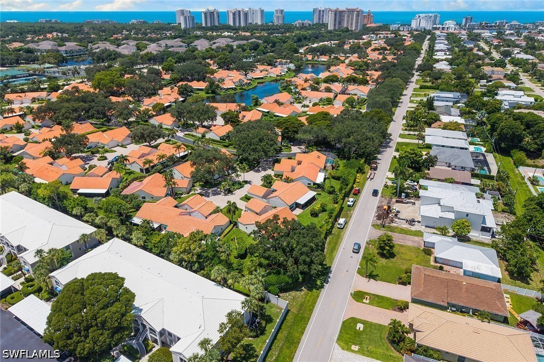 3 Bed SingleFamilyResidence for Sale in Naples, photo 44