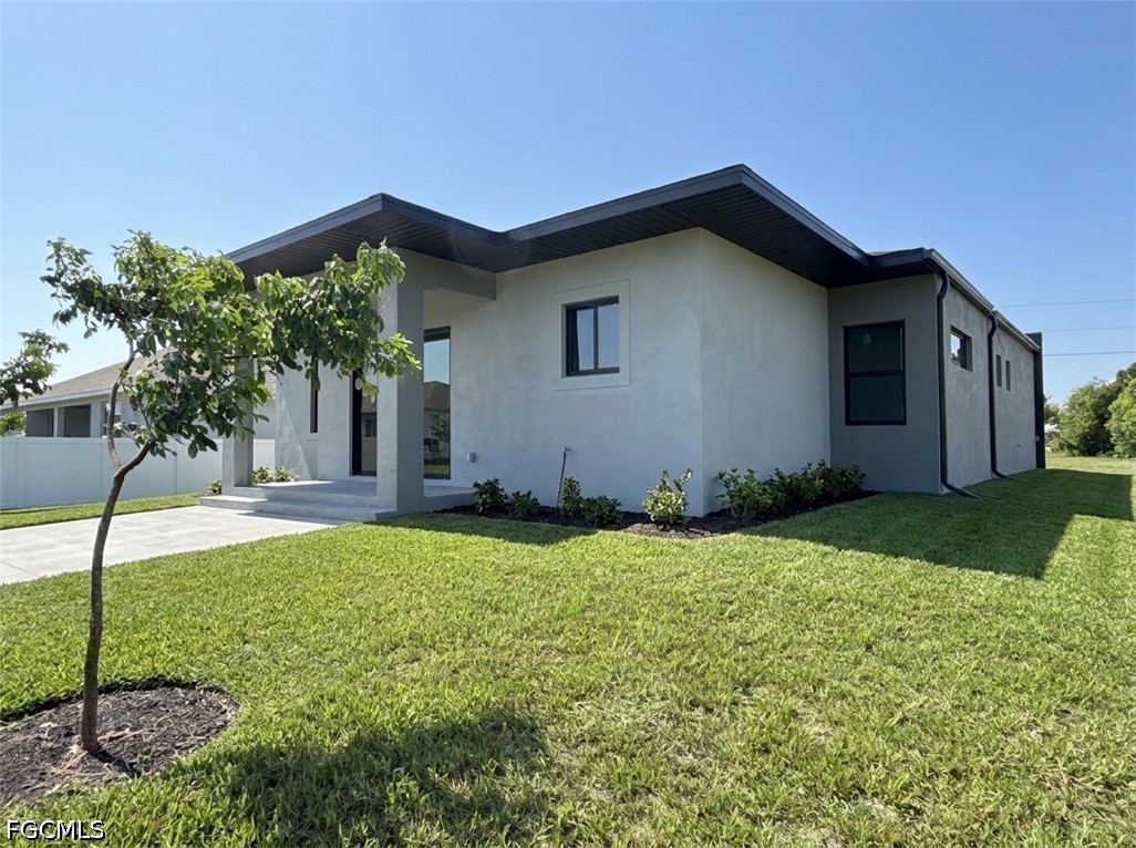 4 Bed SingleFamilyResidence for Sale in Cape Coral, photo 44