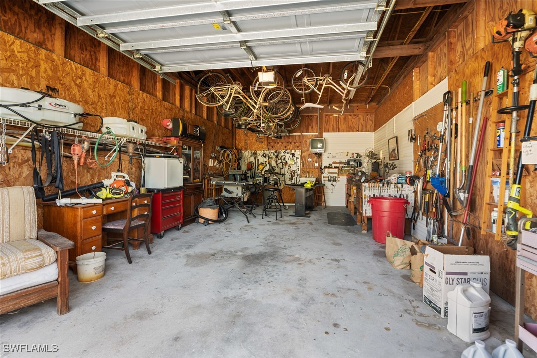 3 Bed SingleFamilyResidence for Sale in North Fort Myers, photo 45