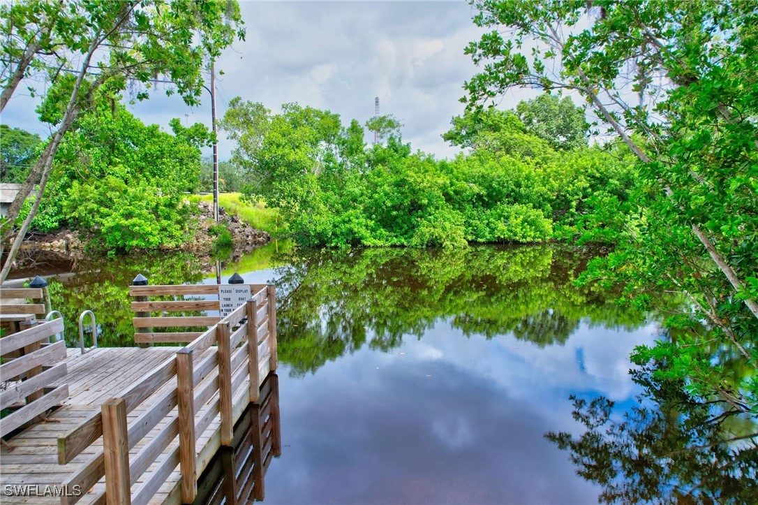 2 Bed ManufacturedHome for Sale in Riverwood, FL, $119,000 — photo 45
