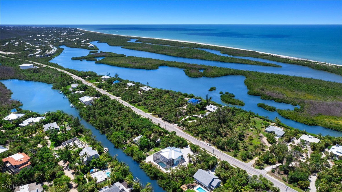 3 Bed Pool Home for Sale in Castaway Estates, photo 45