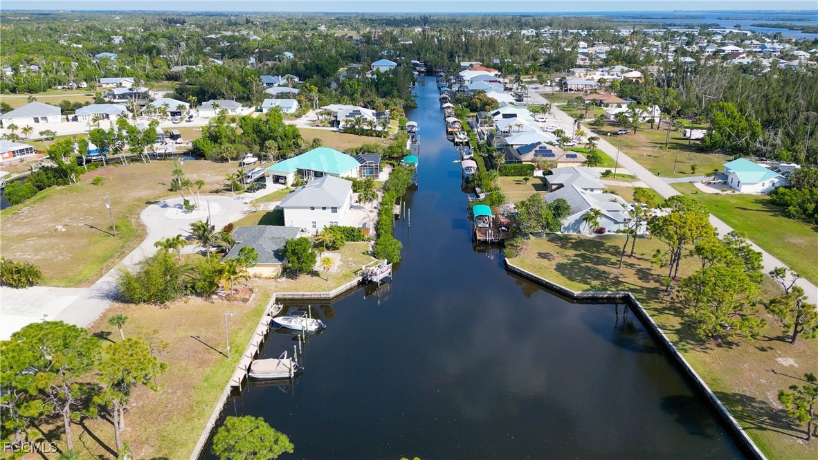 3 Bed SingleFamilyResidence for Sale in Charlotte Shores, FL — photo 45