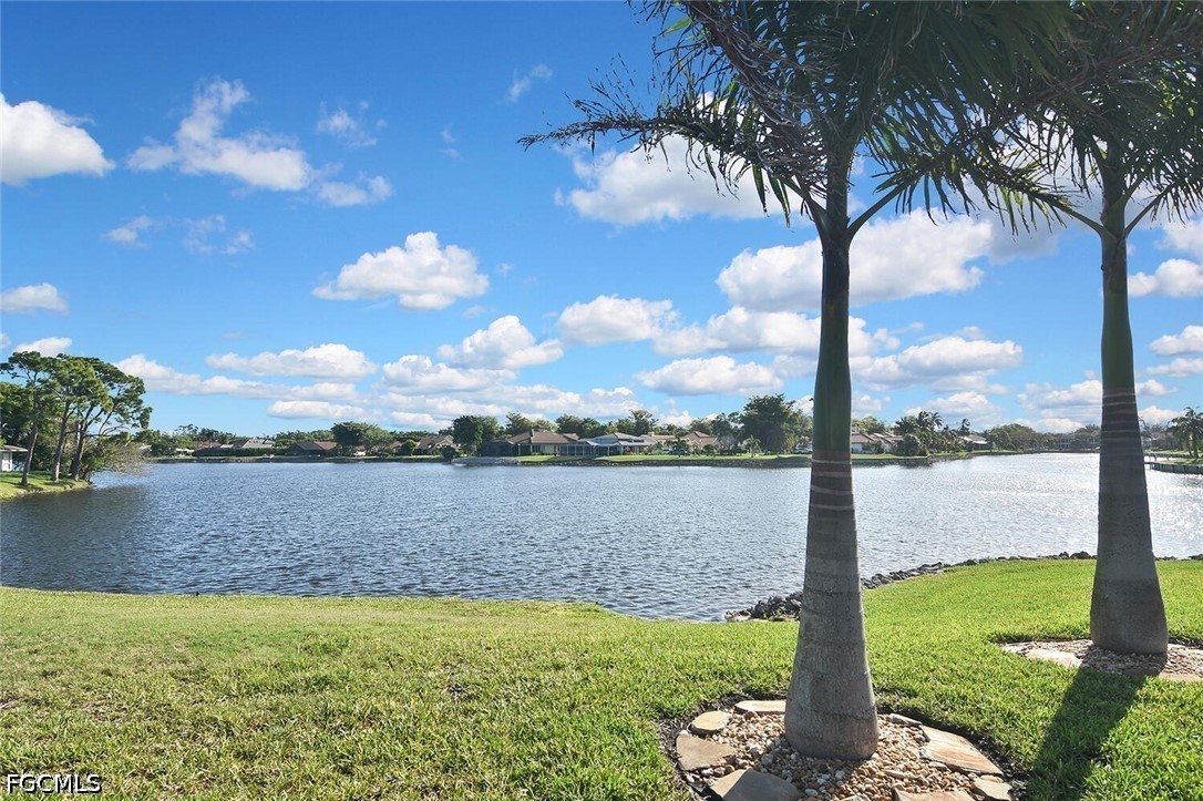 2 Bed Waterfront Home for Sale in Fort Myers, photo 45