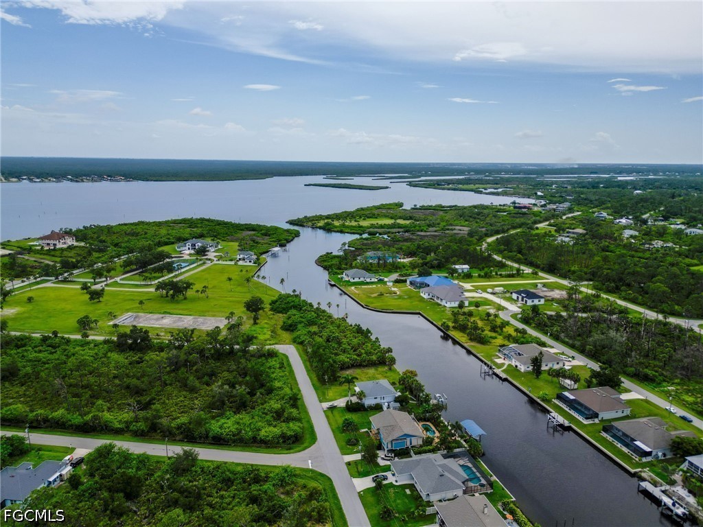 4 Bed Pool Home for Sale in Port Charlotte, photo 45