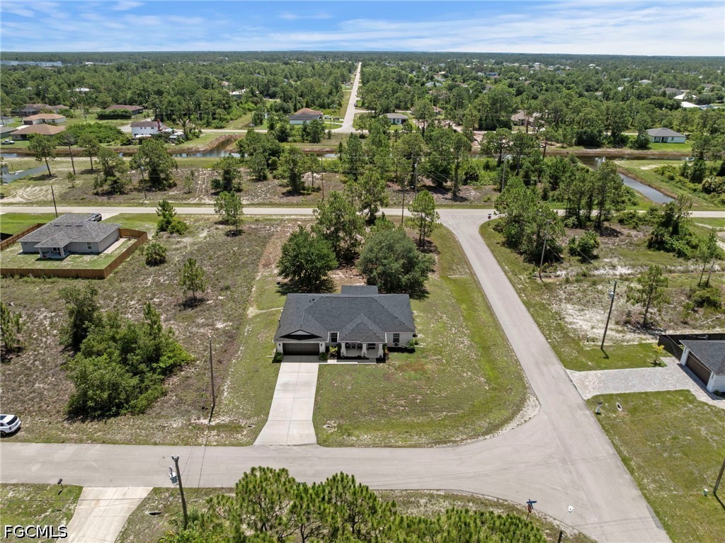 3 Bed SingleFamilyResidence for Sale in Lehigh Acres, photo 45