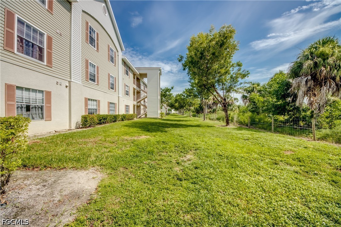 2 Bed Condominium for Sale in Coral Cove, photo 45