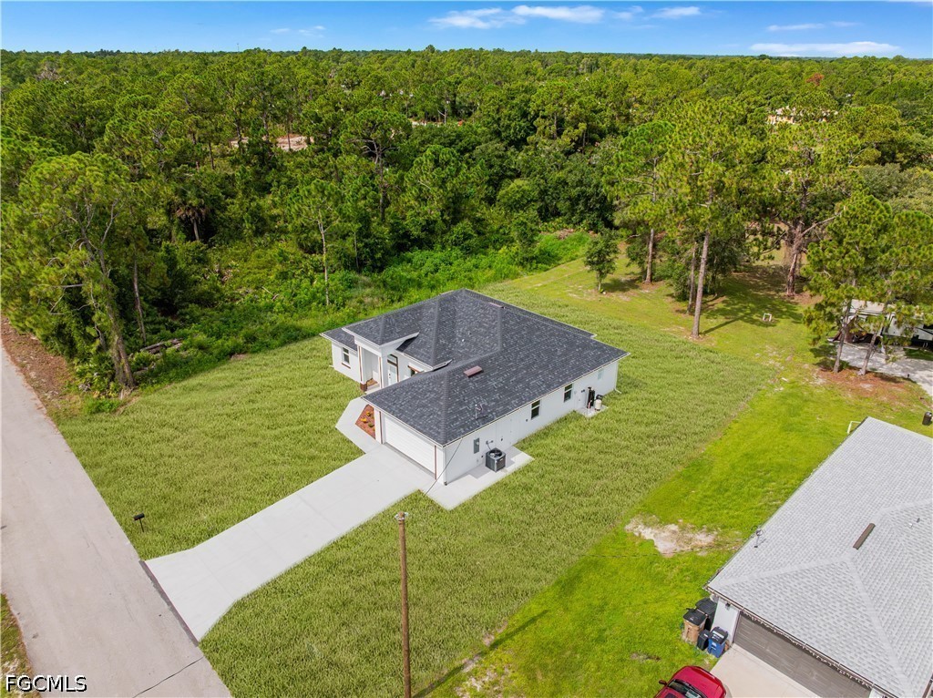 3 Bed SingleFamilyResidence for Sale in Lehigh Acres, photo 45