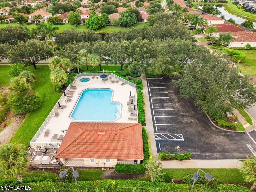 2 Bed Attached for Sale in Naples, photo 45
