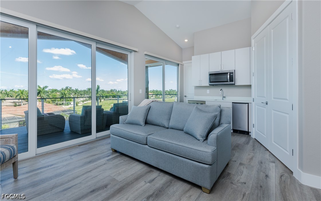 4 Bed Waterfront Home for Sale in Cape Coral, photo 45