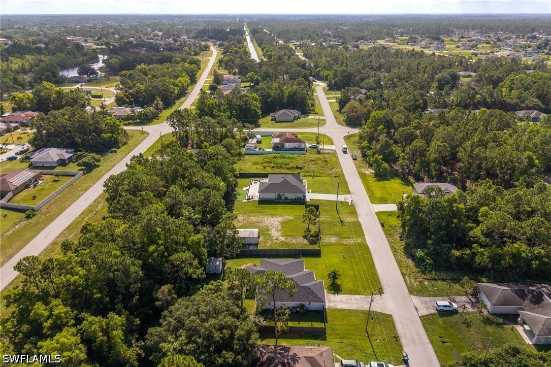 3 Bed SingleFamilyResidence for Sale in Mirror Lakes, photo 45