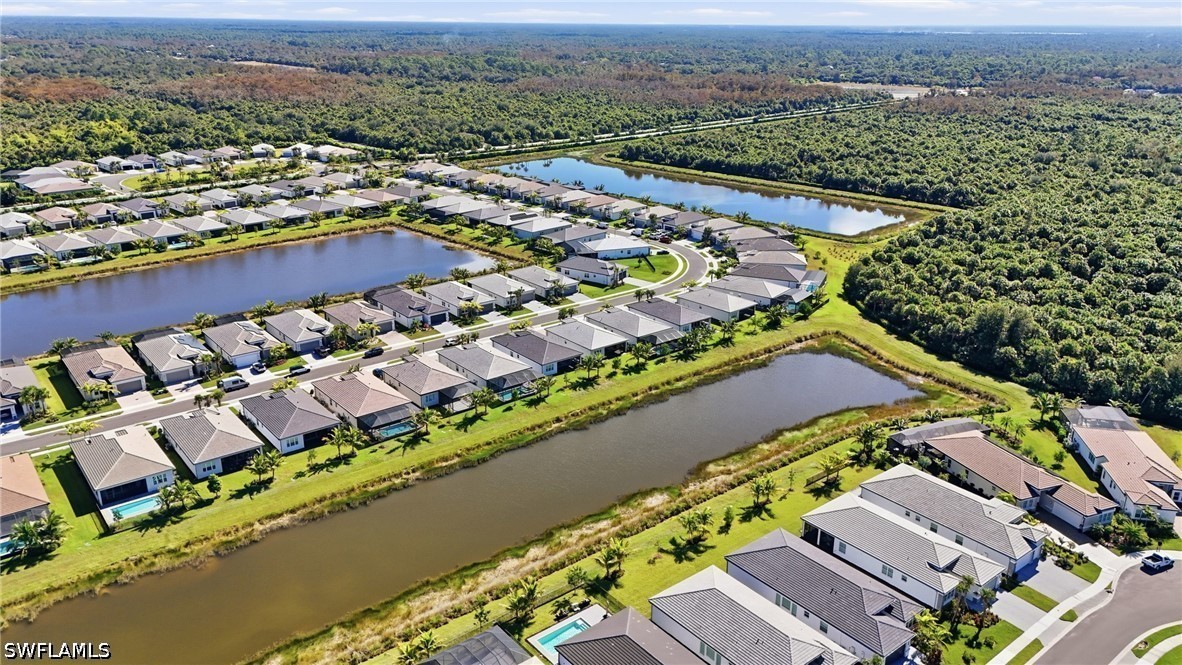 2 Bed Waterfront Home for Sale in Naples, photo 45