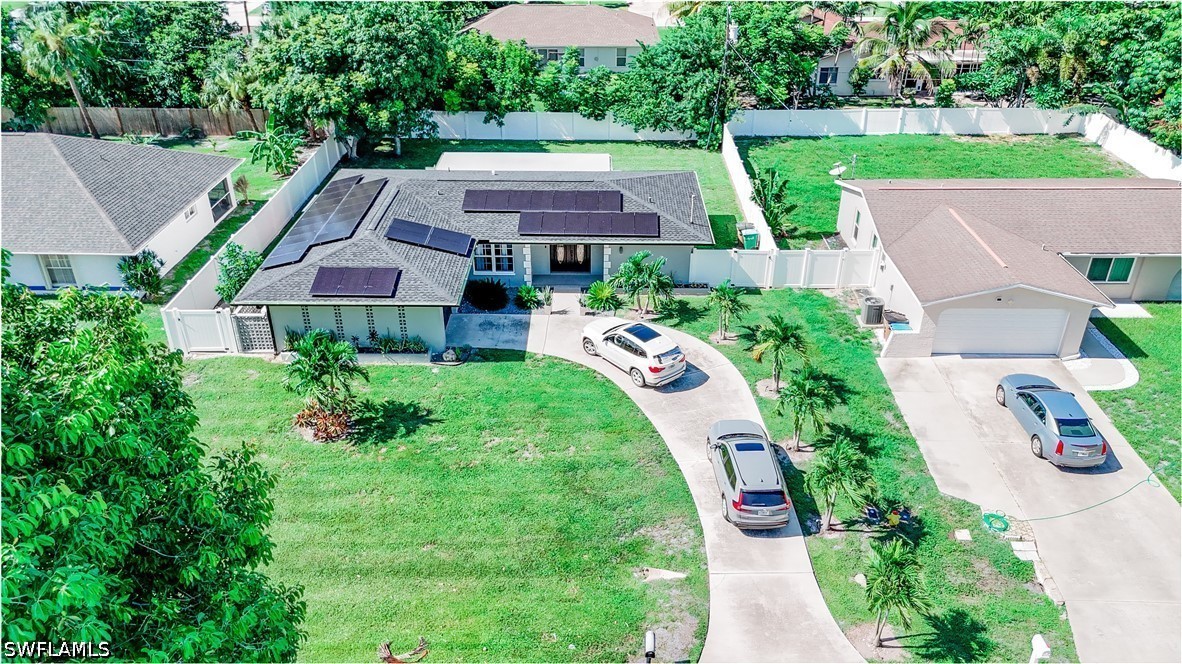 3 Bed SingleFamilyResidence for Sale in Cape Coral, photo 45
