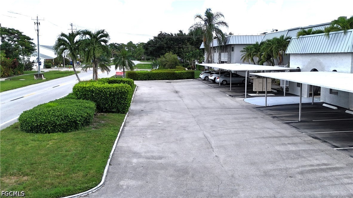 1 Bed Pool Home for Sale in Fort Myers, photo 45