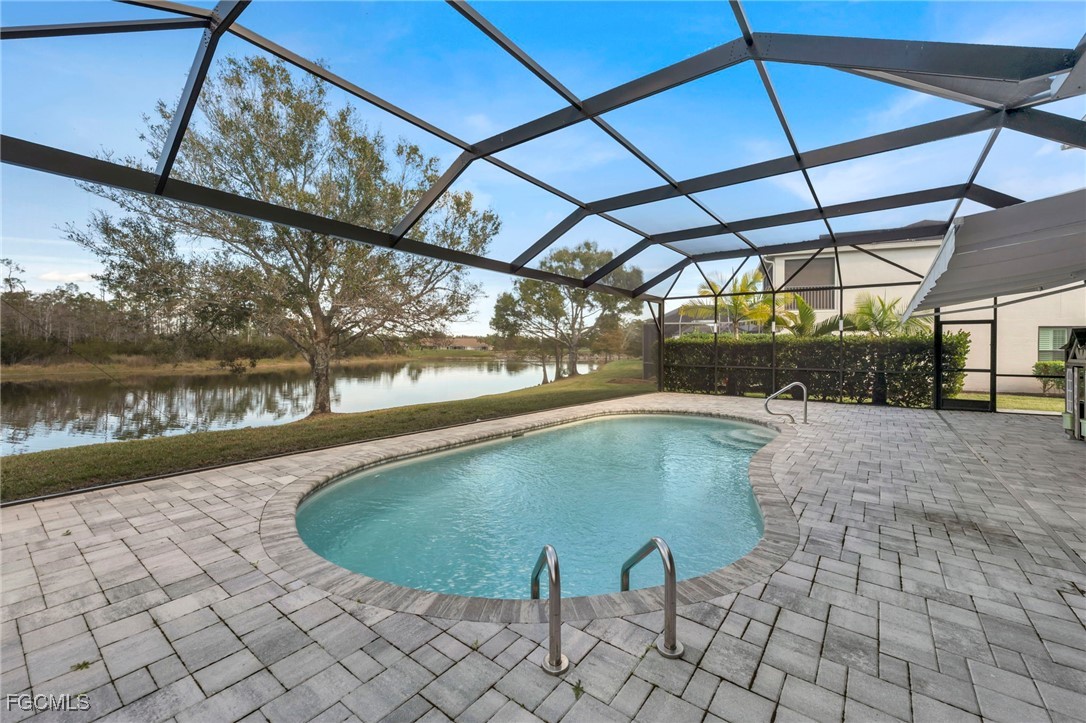 5 Bed Pool Home for Sale in Stoneybrook, photo 46
