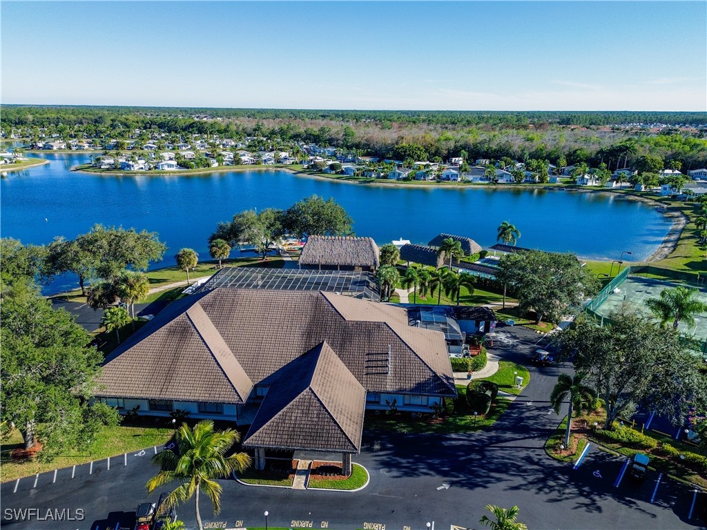 1 Bed Waterfront Home for Sale in Naples, photo 46