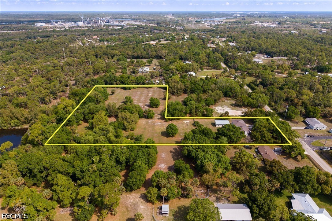 4 Bed SingleFamilyResidence for Sale in Buckingham, FL — photo 46