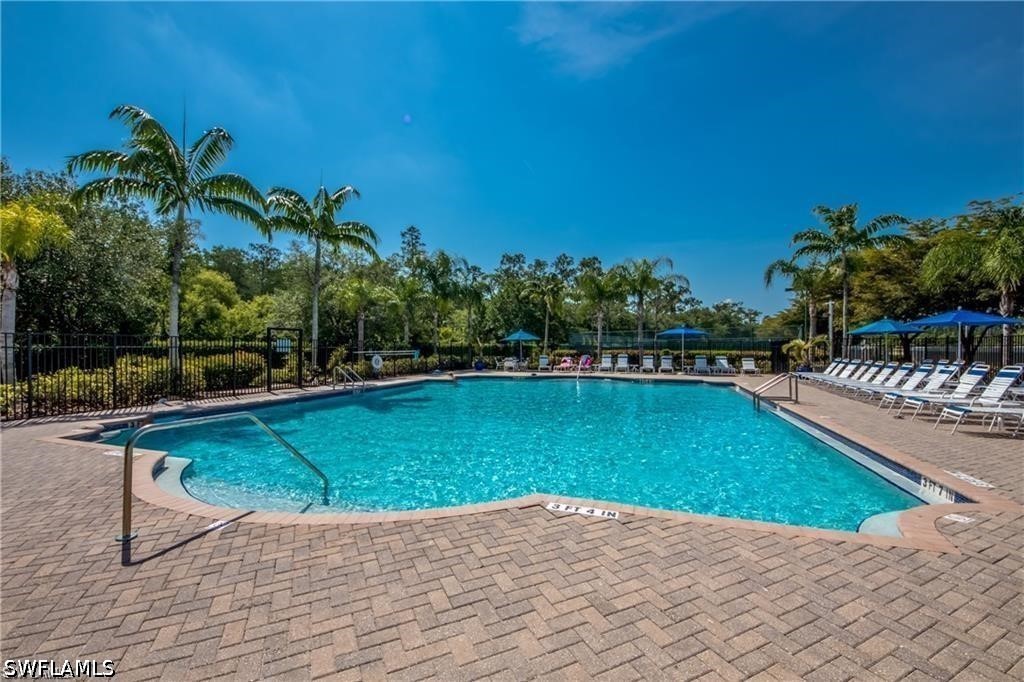 3 Bed Townhouse for Sale in Colonnade At Forum, FL, $289,000 — photo 46