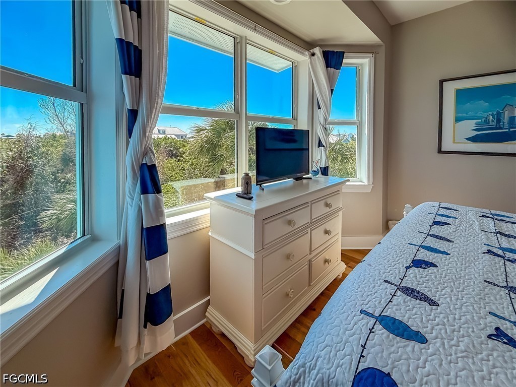 4 Bed Pool Home for Sale in Upper Captiva, photo 46