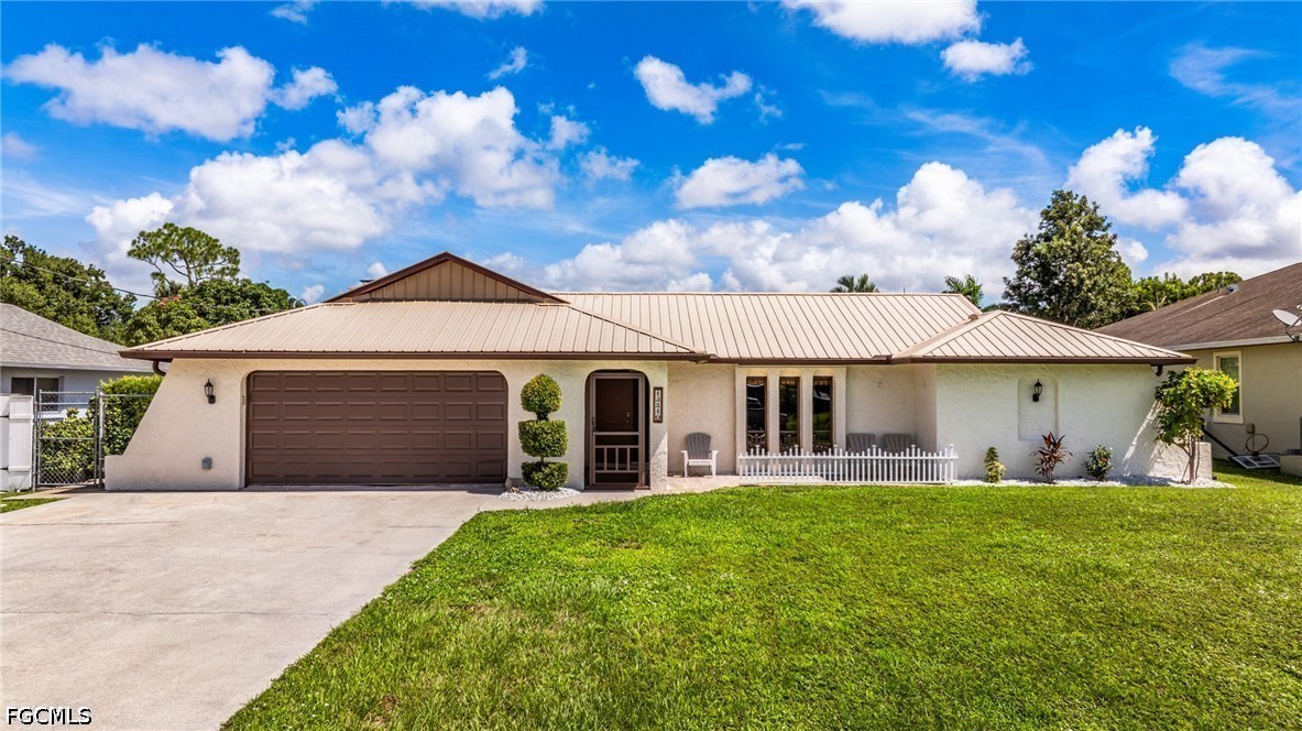 2 Bed SingleFamilyResidence for Sale in Fort Myers, photo 46