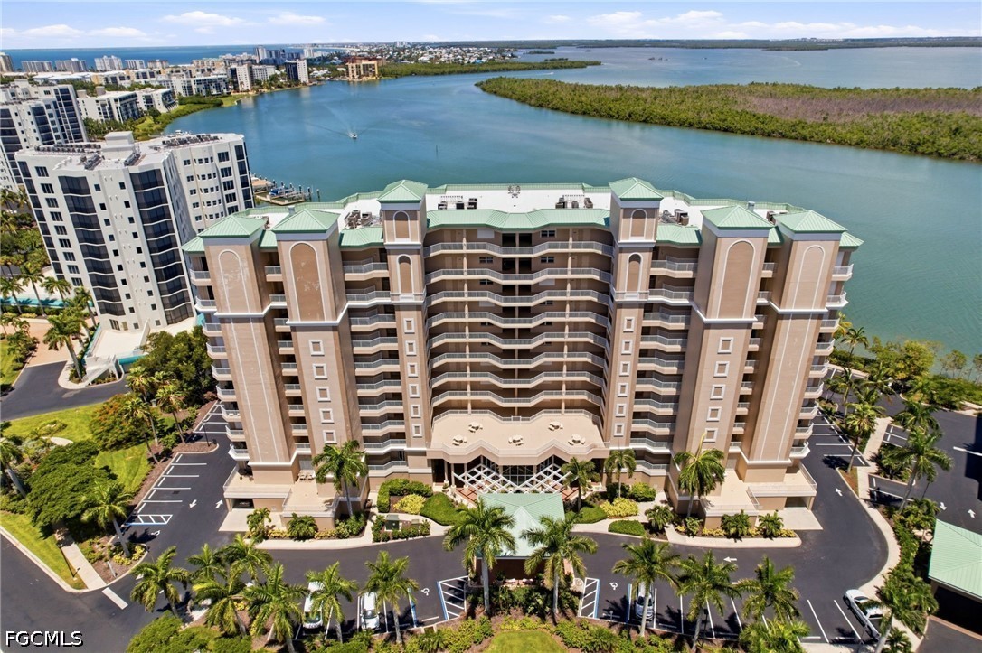 3 Bed Waterfront Home for Sale in Waterside At Bay Beach, photo 46