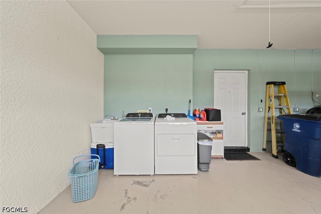 3 Bed Pool Home for Sale in Kings Green, photo 46