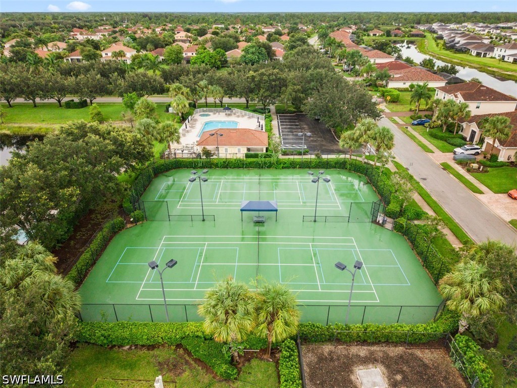 2 Bed Attached for Sale in Naples, photo 46