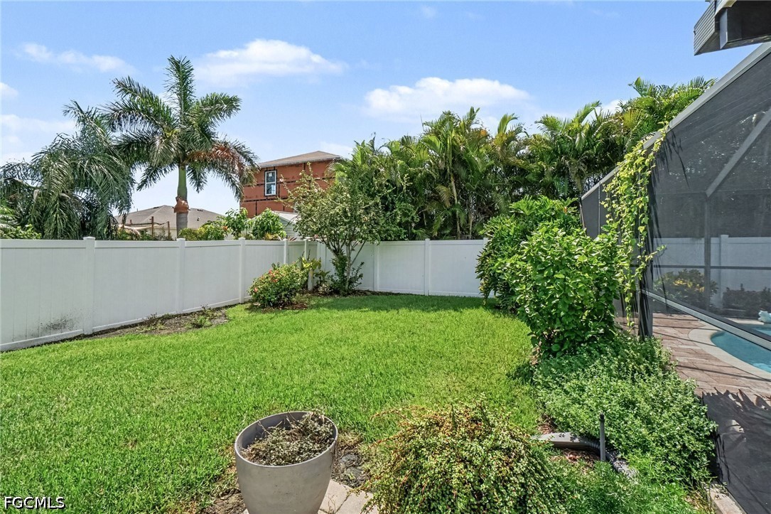 3 Bed Pool Home for Sale in Cape Coral, photo 46