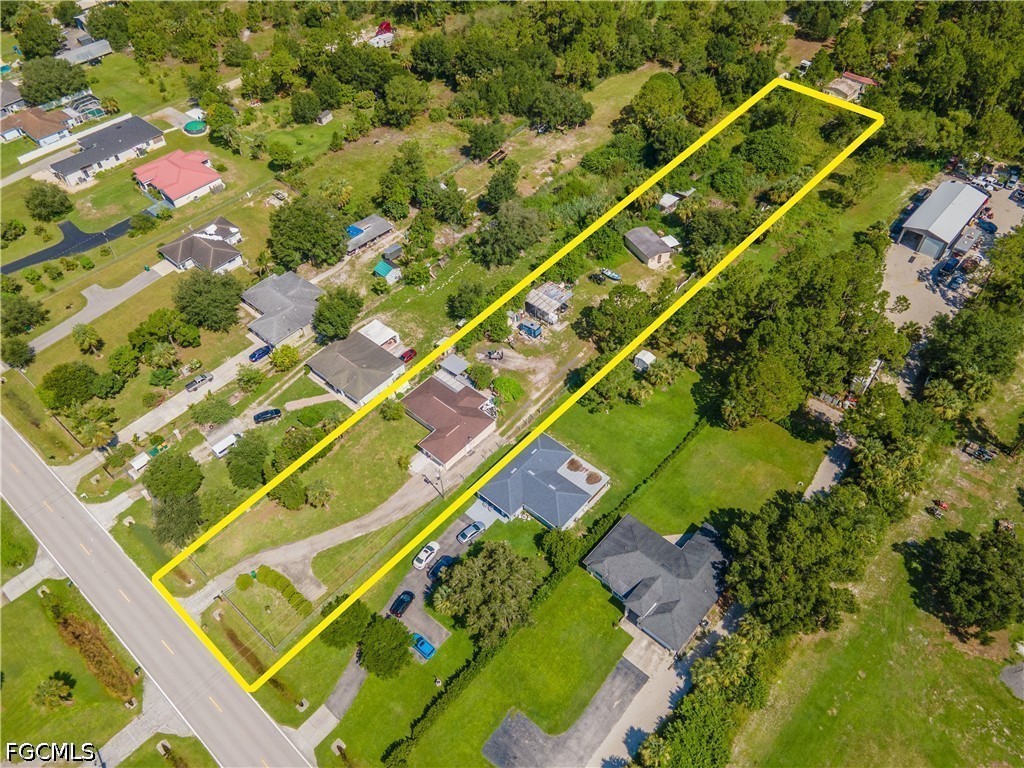 4 Bed SingleFamilyResidence for Sale in Naples, photo 46